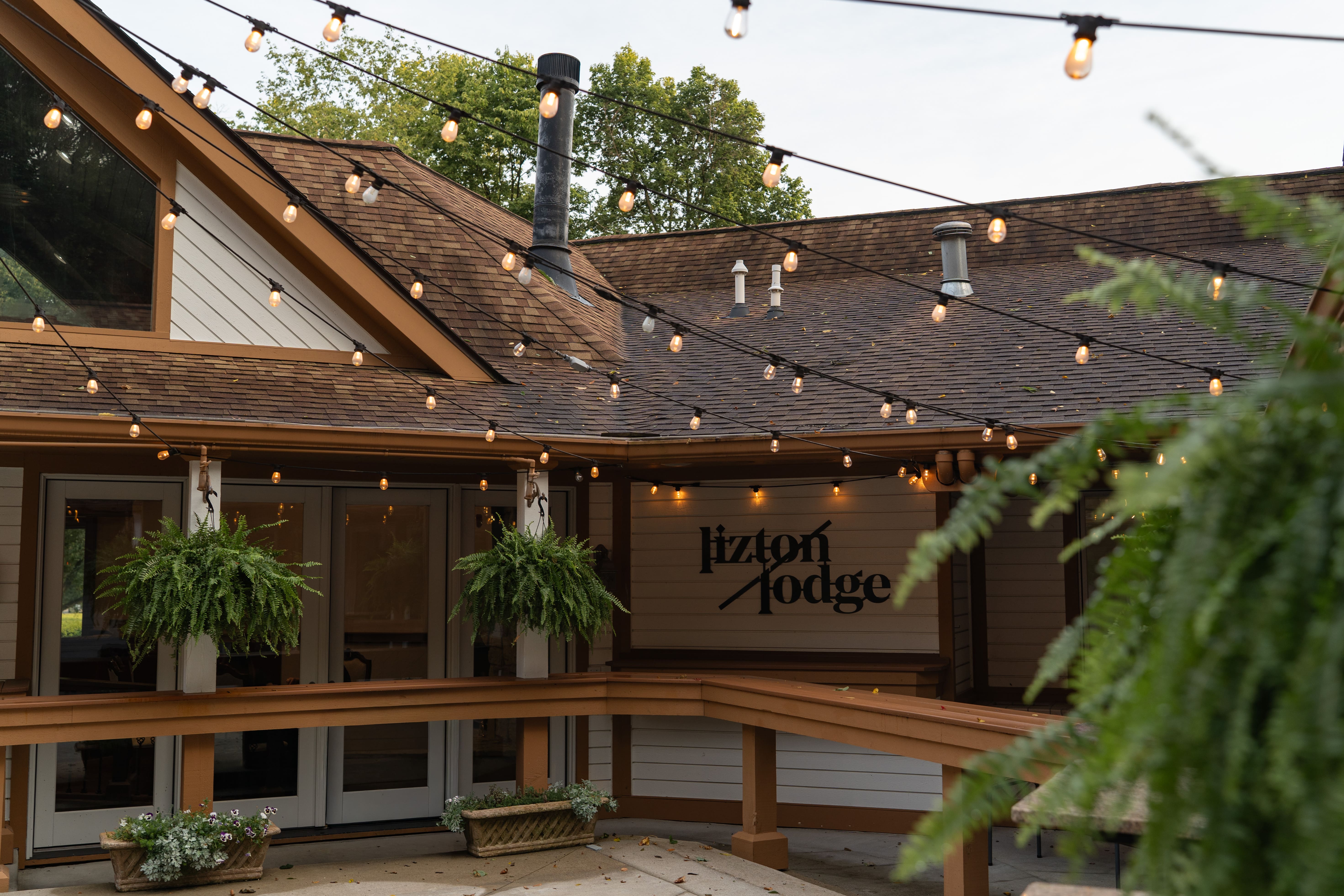 Photography of the Lizton Lodge Wedding venue in Lizton, Indiana